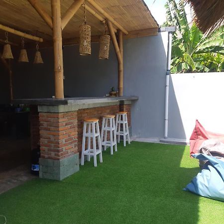 Dhm Surf Villa Kuta  Экстерьер фото