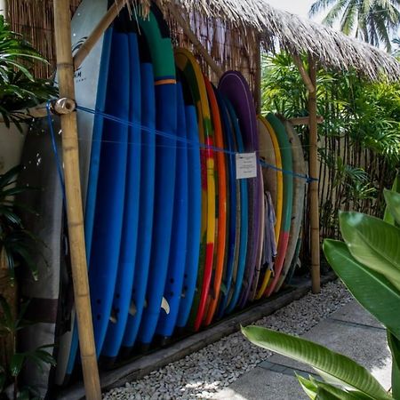 Dhm Surf Villa Kuta  Экстерьер фото