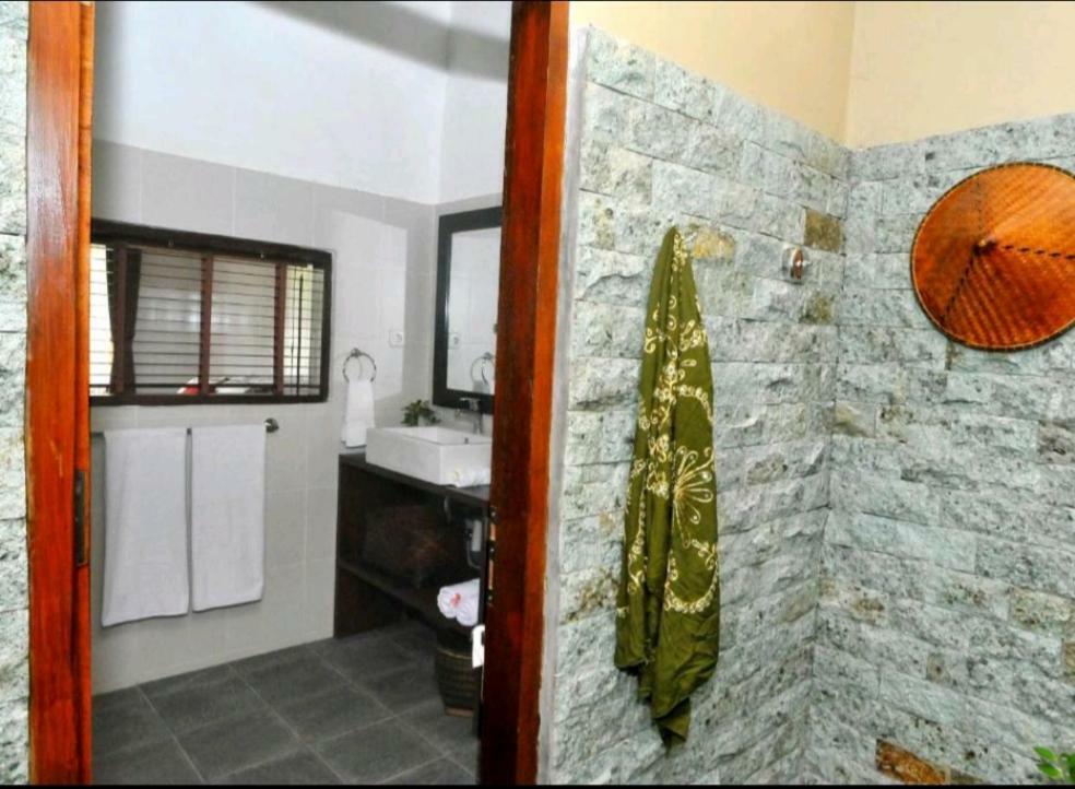 Dhm Surf Villa Kuta  Экстерьер фото